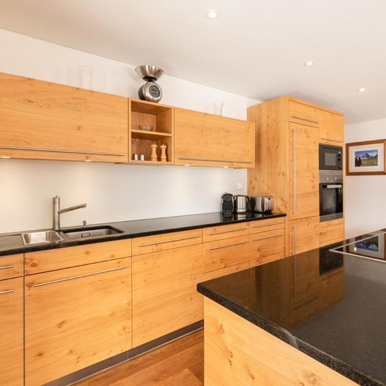 The Terrace Apartment - GRINDELHOMES - Appartement 3 Chambres - 24