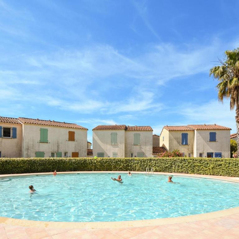 Cozy Home In Aigues-Mortes With Wifi - Maison de Vacances 2 Chambres - 1