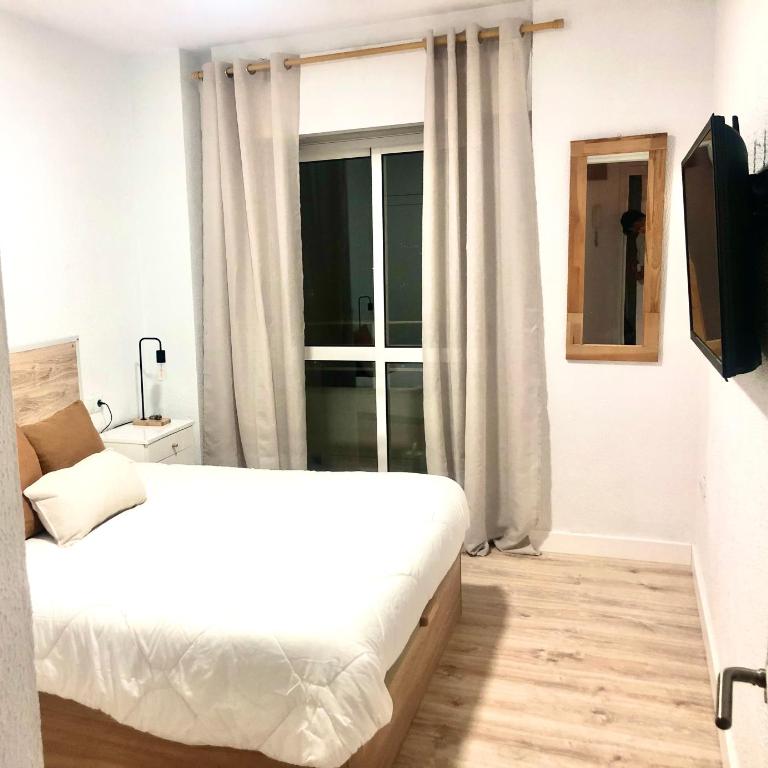Frente al mar, preciosas vistas, piscinas , valdelagrana - Apartamento de 1 dormitorio - 30