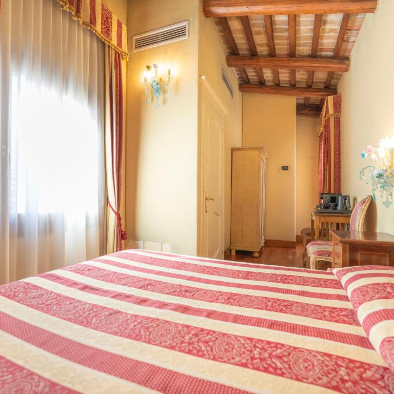 Cà Valeri - Camera Matrimoniale Deluxe con Terrazza Privata - 9