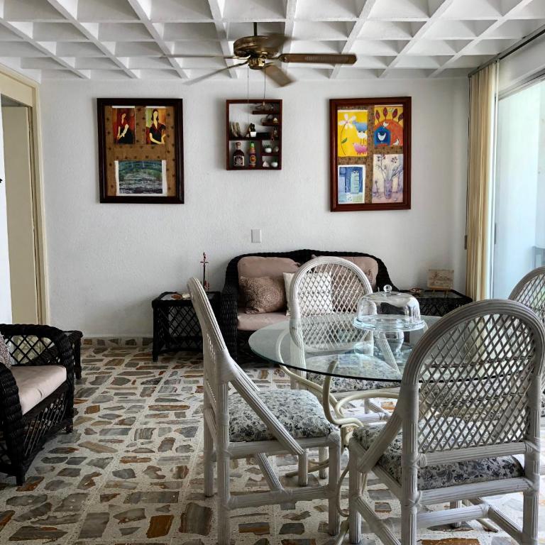Departamento sobre Costera, 1min La Quebrada, 3m playas y yates - Apartamento - 1