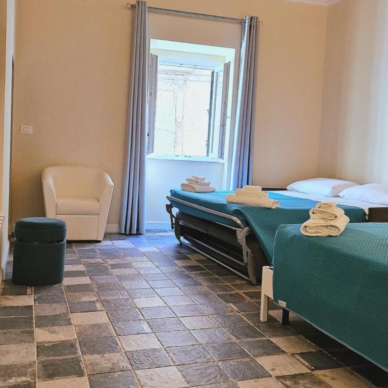 Palazzo Campisi rooms - Quadruple Room with Balcony - 10
