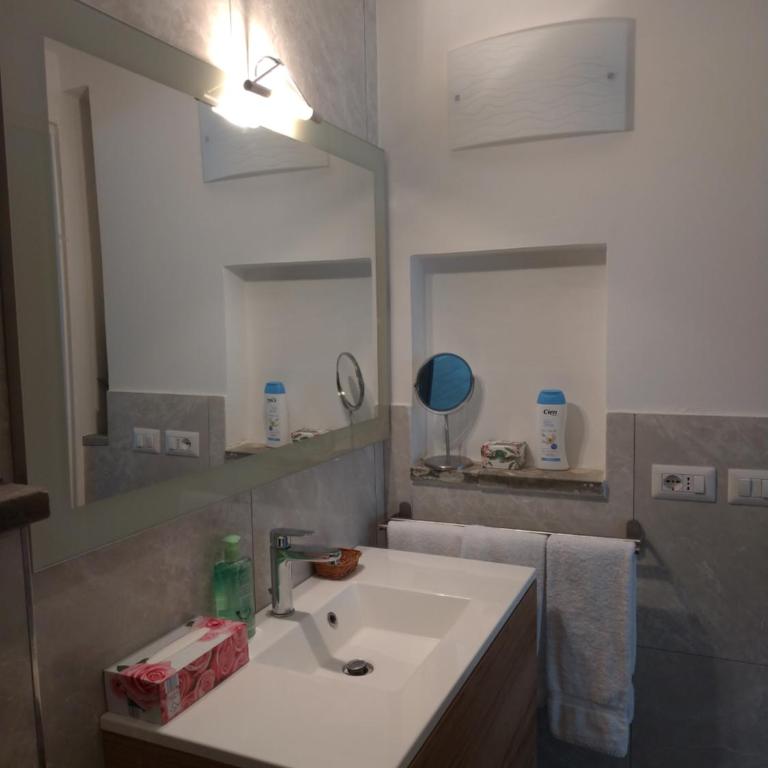 Poggio Gherardo - Appartamento con 2 Camere da Letto - 11