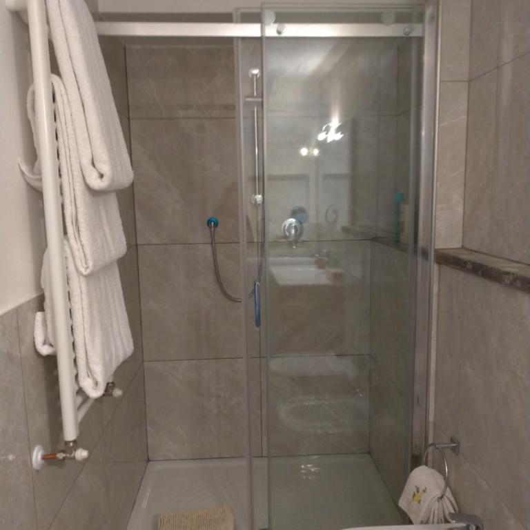 Poggio Gherardo - Appartamento con 2 Camere da Letto - 12