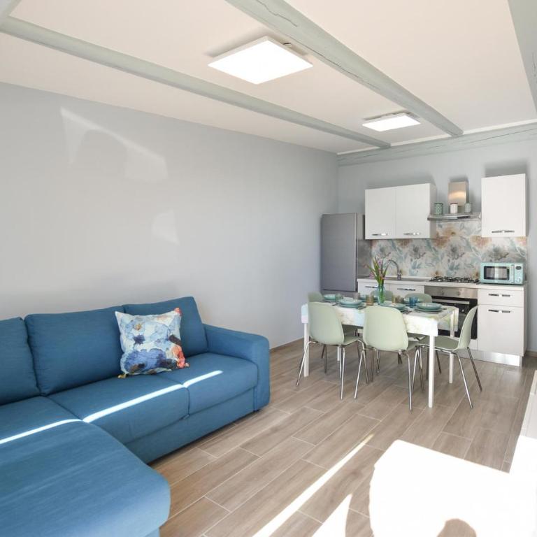 Amazing Home In Pozzallo Rg - Maison de Vacances 2 Chambres - 4