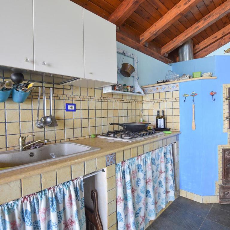 Amazing Home In Pozzallo Rg - Maison de Vacances 2 Chambres - 21