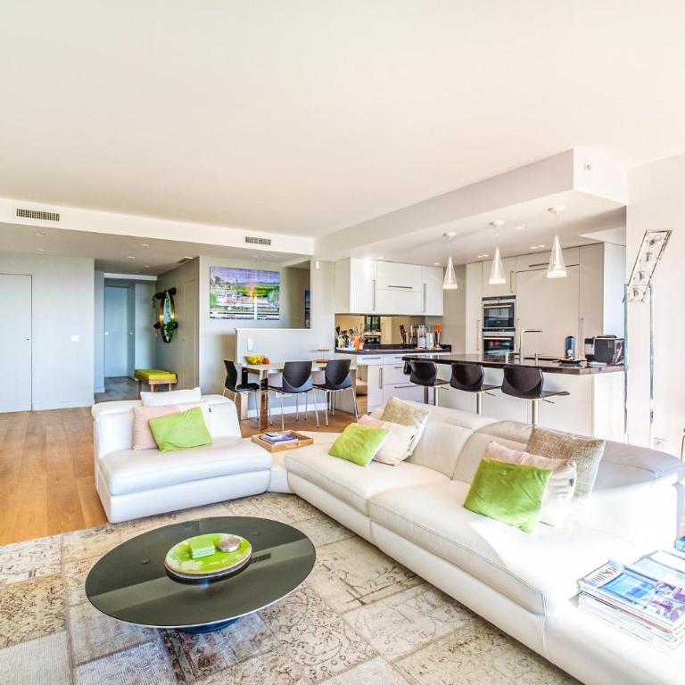 3 Bedroom Gorgeous Apartment In Vallauris - Appartement 3 Chambres - 3