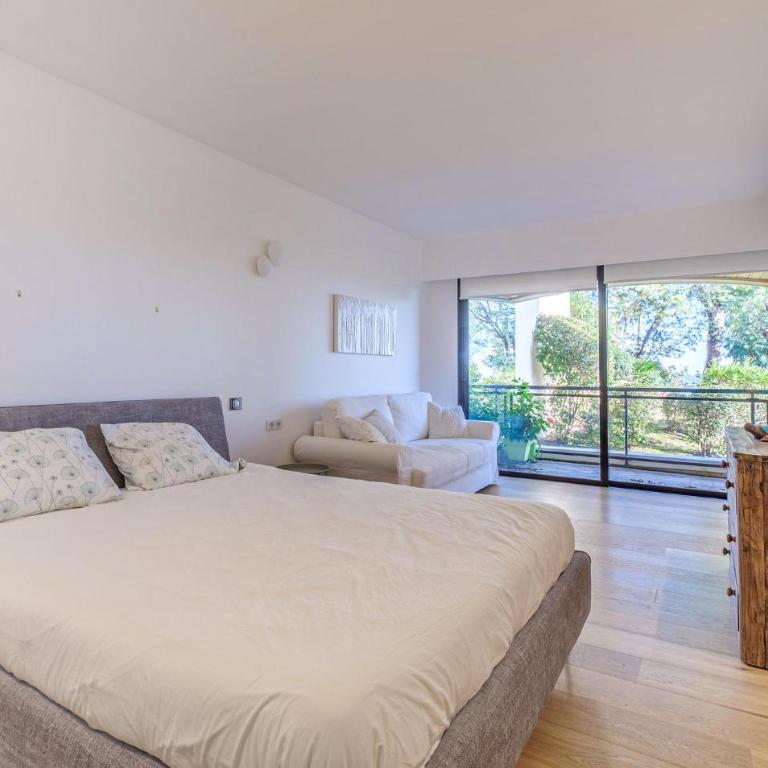 3 Bedroom Gorgeous Apartment In Vallauris - Appartement 3 Chambres - 13