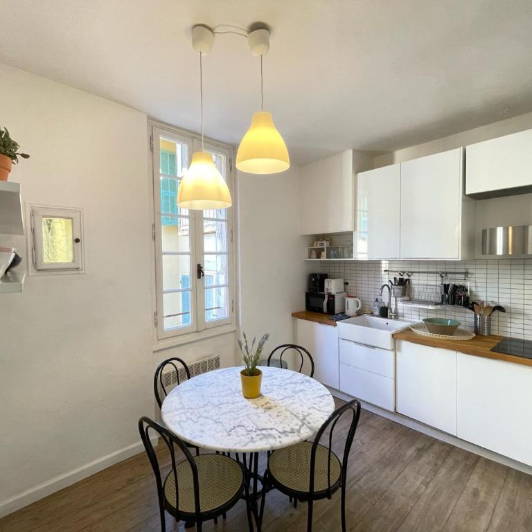 Nice Renting - BONAPARTE - Luxury Loft Trendy neighborhood - AC - fully equipped - Appartement 1 Chambre - 13