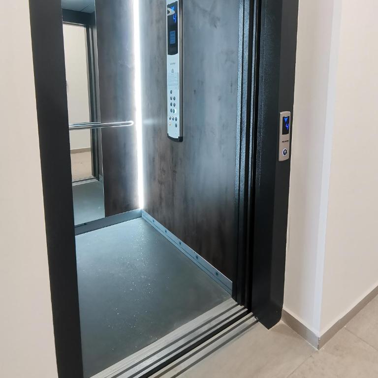 Stylish One Bedroom Apartment - Apartman sa 1 Spavaćom Sobom - 19
