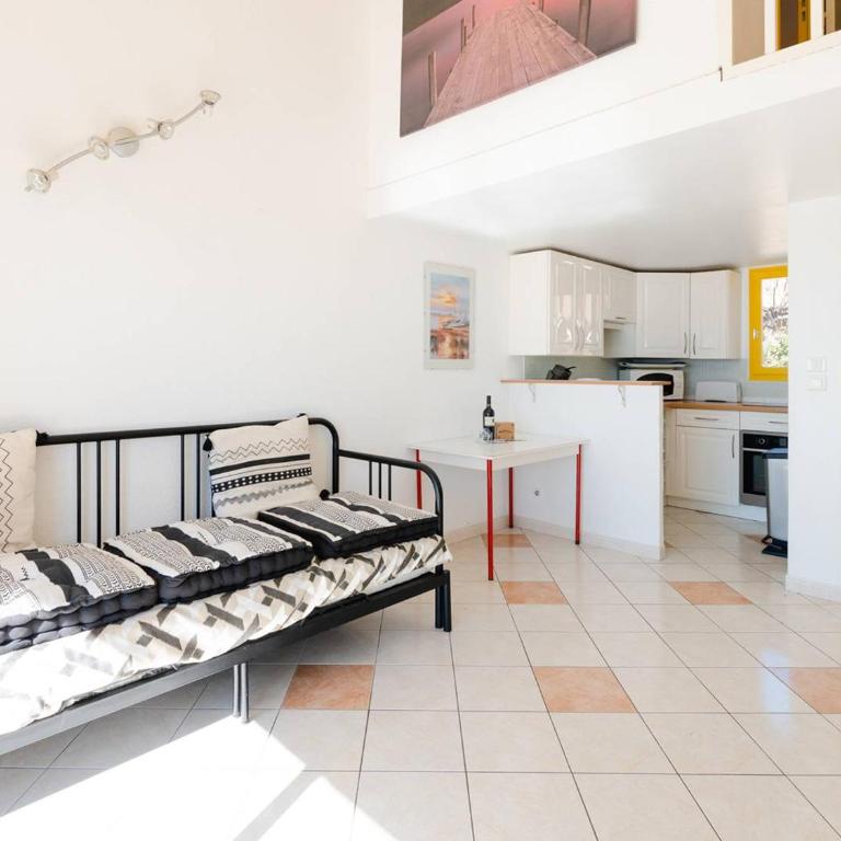 Superbe Pavillon à Gruissan avec Terrasse sur Plage, 2 Chambres, Parking et Wifi - FR-1-409A-20 - Villa - 6