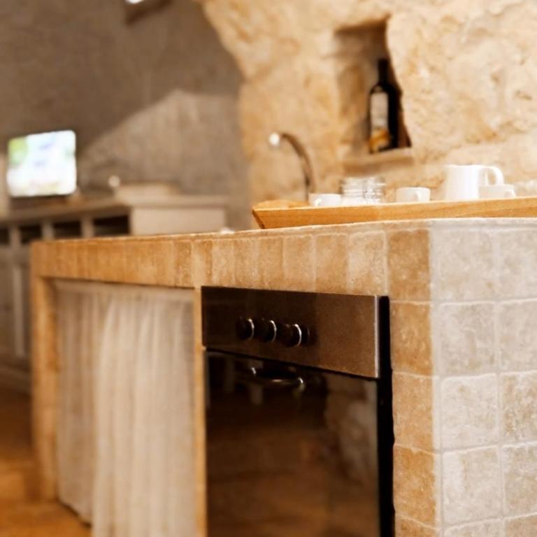 Trullo Bianco Ulivo - Two-Bedroom House - 19