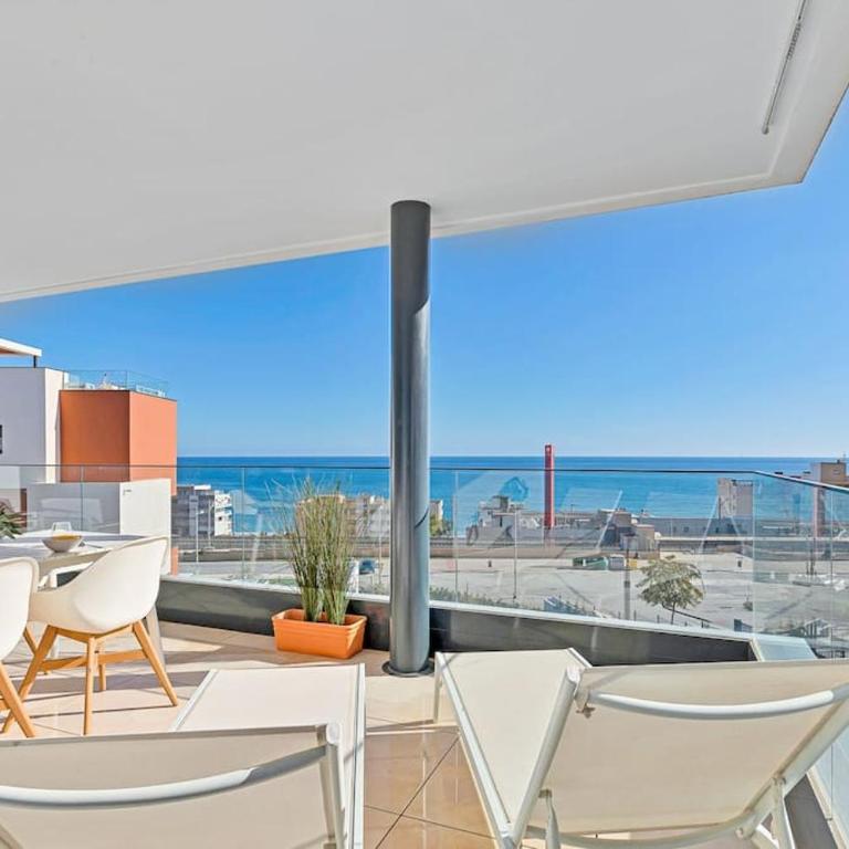 Apartment with big pool and close to beach! - Apartamento de 2 dormitorios - 3