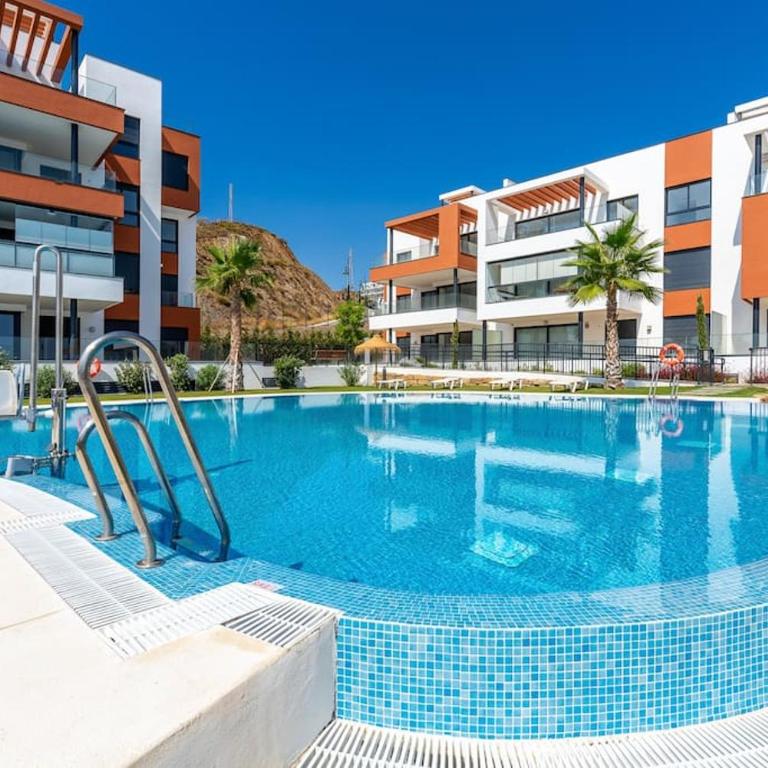 Apartment with big pool and close to beach! - Apartamento de 2 dormitorios - 14