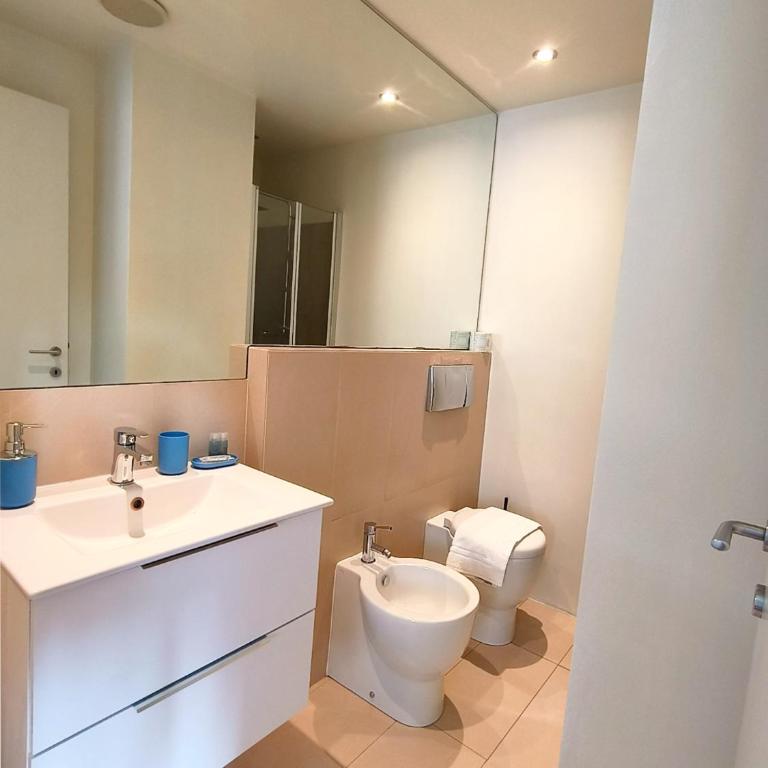 Apartment with Exclusive terrace in Milano Downtown with AC,Wifi,Subway M1 M2 in Shopping Area - Monolocale con Balcone - 7