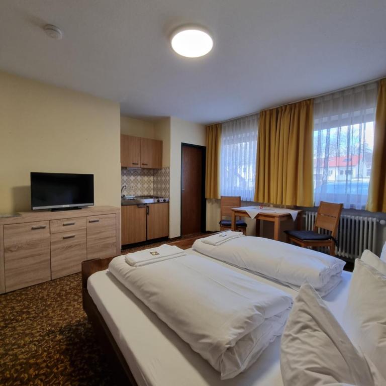Gästehaus Köpf - Niedrigpreis-Doppelzimmer ohne Balkon oder Terrasse – nicht renoviert - 1