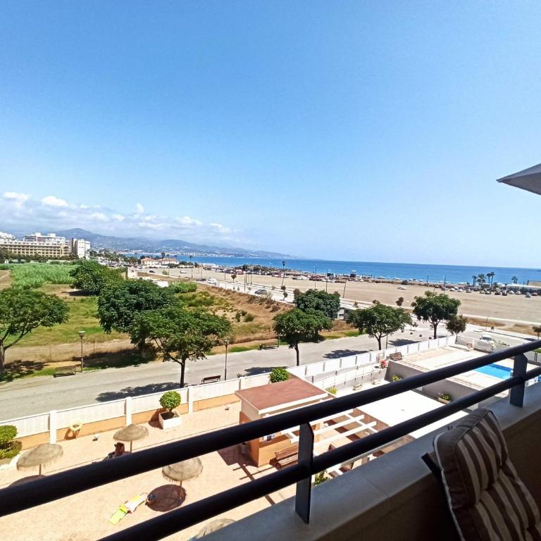 Precioso apartamento con terraza y vistas al mar - Apartamento de 2 dormitorios - 1
