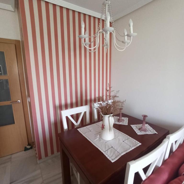 Precioso apartamento con terraza y vistas al mar - Apartamento de 2 dormitorios - 4
