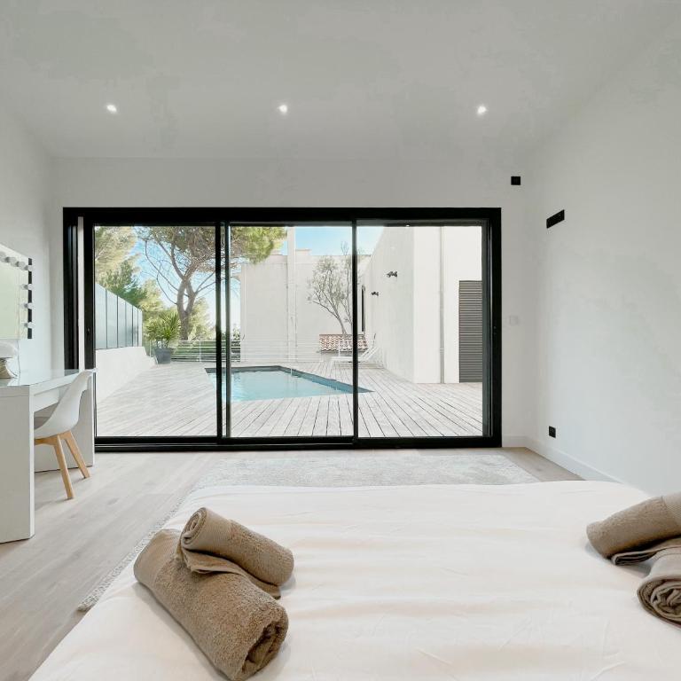Villa Marine - 10 pers - Centre Cassis - Piscine - Villa - 25