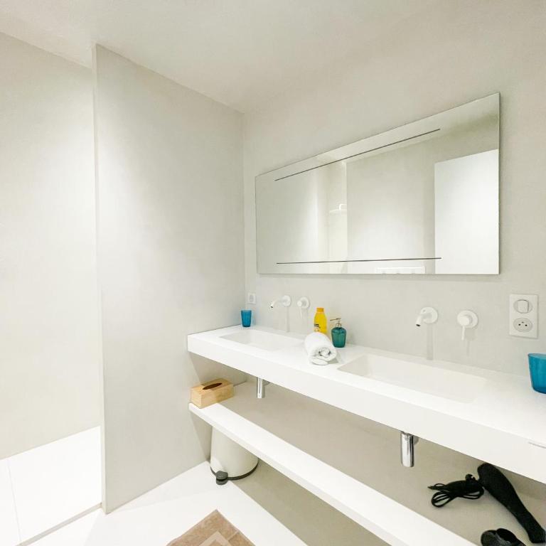 Villa Marine - 10 pers - Centre Cassis - Piscine - Villa - 23