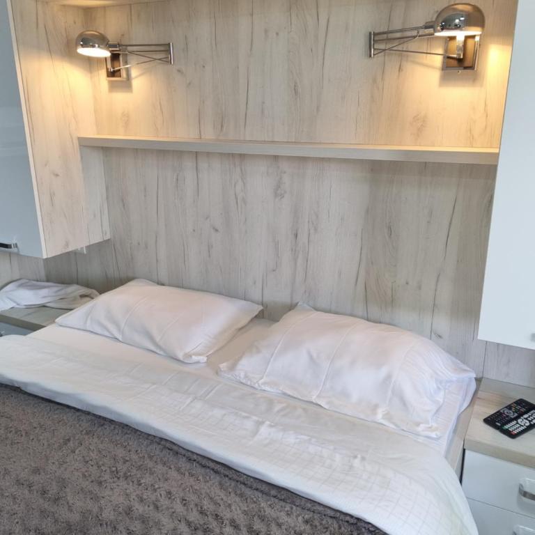 Tur 2 Dobrota - Apartman sa 1 Spavaćom Sobom - 7