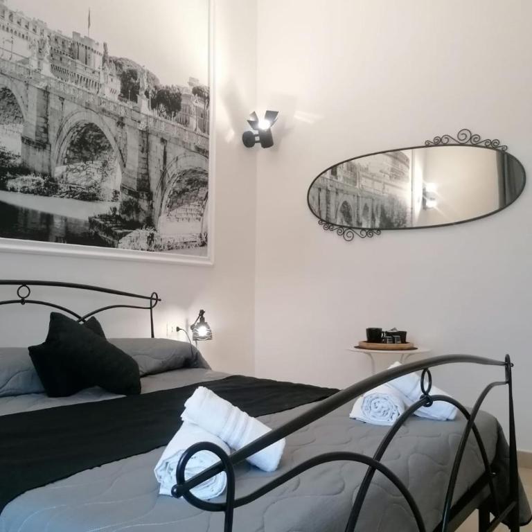 Emperooms Guest House - Camera Matrimoniale con Bagno Privato - 13