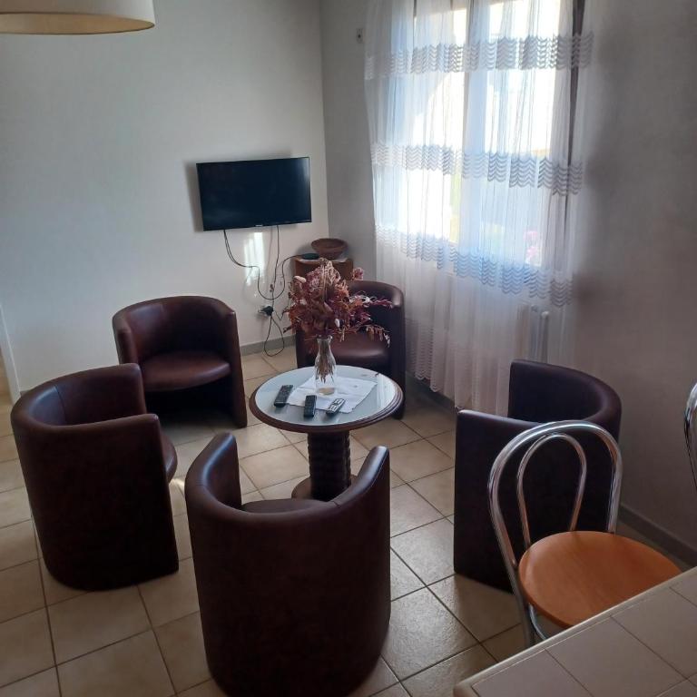 Grand Duplex Centre-Proche Gare & Axe Routier - Deluxe Apartment - 2