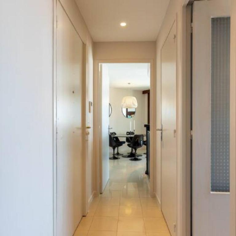 Centrally located flat with sea view terrasse - Appartement 2 Chambres - 13