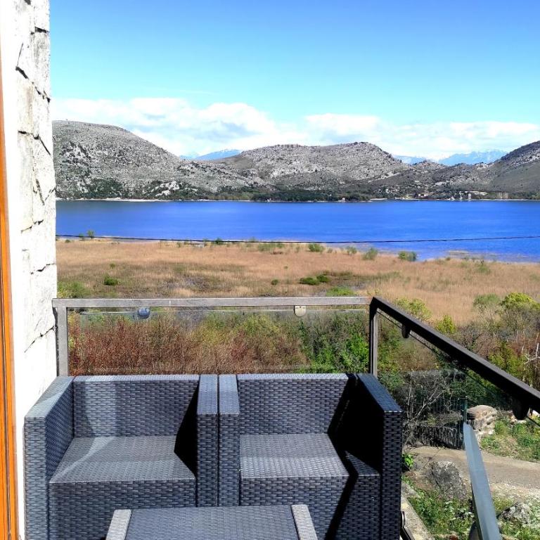 Holiday home Haustor with Skadar lake view - Vacation Home - 70