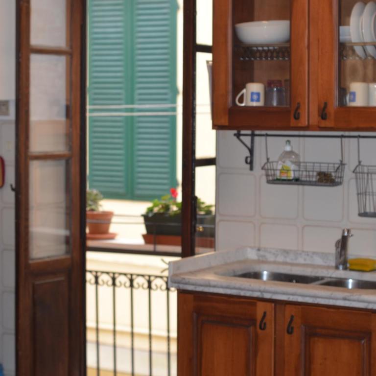 Domus Lucca - Appartamento con 2 Camere da Letto - 5