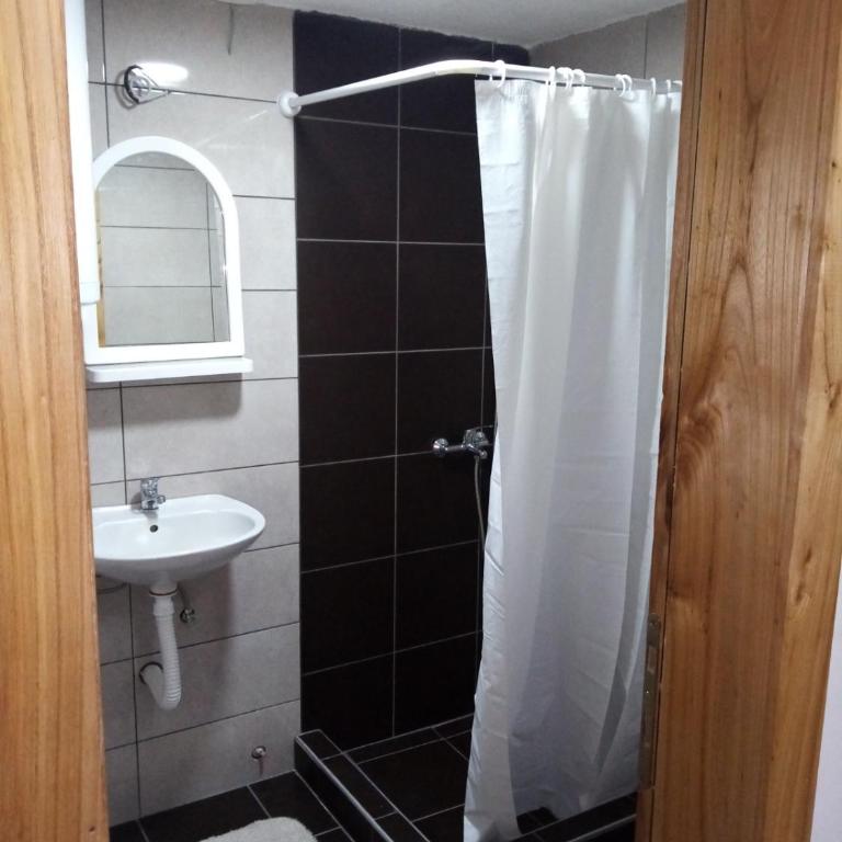 Lodge Morava 2 - Apartman sa 2 Spavaće Sobe - 8
