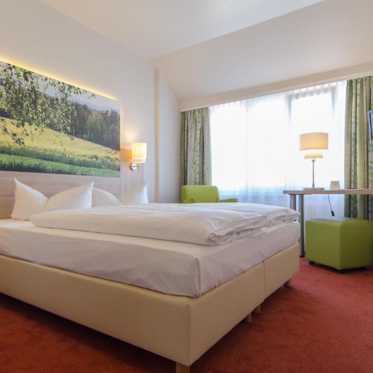 Garden Hotel - Habitación Estándar con cama doble - 9