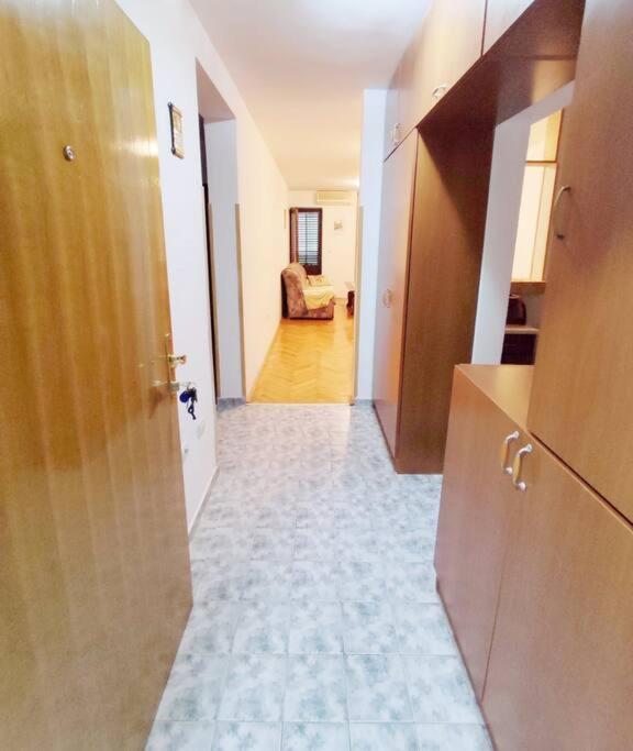 Apartment in Budva - Two-Bedroom Apartment - 14