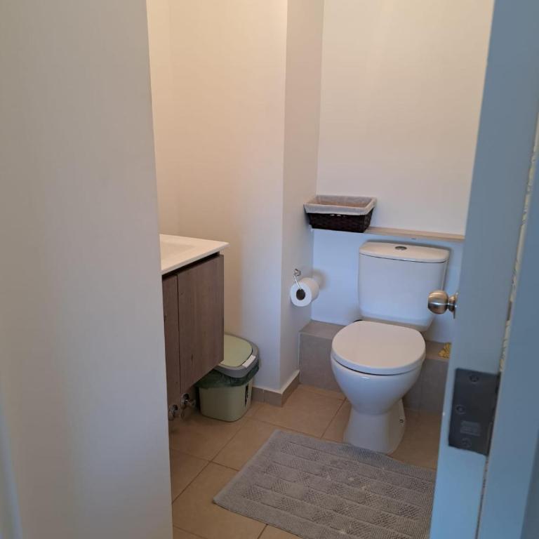 Departamento bien ubicado - Apartamento de 2 dormitorios - 5