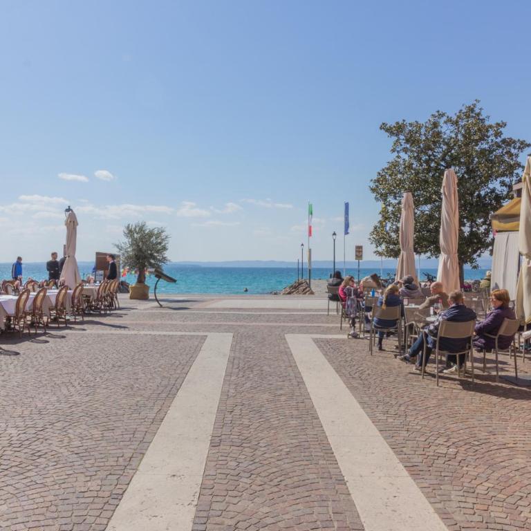 Bardolino fronte Lago di Garda, la finestra sull'acqua - Appartamento con 1 Camera da Letto - 12
