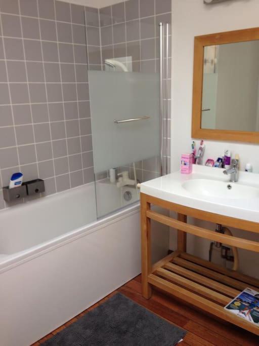 Maison cabane proche océan/bassin !!! - Villa - 20