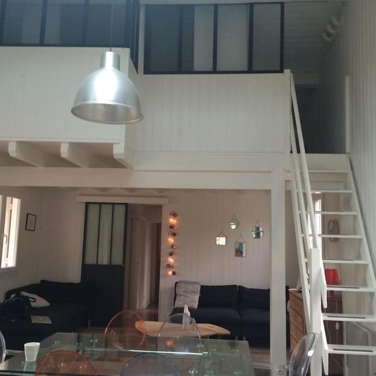 Maison cabane proche océan/bassin !!! - Villa - 21