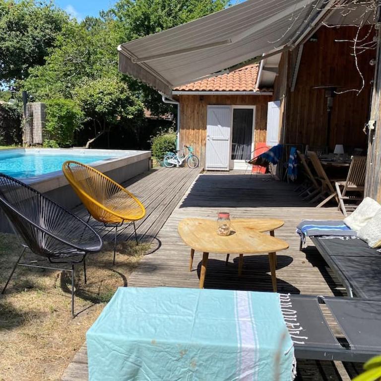 Maison cabane proche océan/bassin !!! - Villa - 28