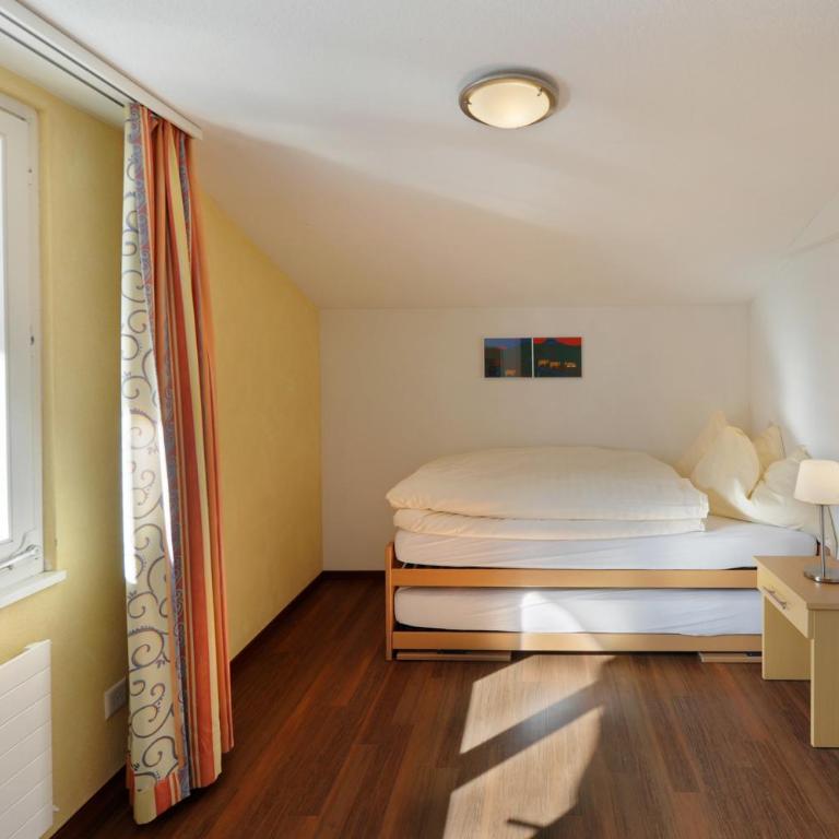 Eiger Guest House - Grindelwald - Apartment mit 3 Schlafzimmern im Dachgeschoss - Chalet Eiger - 2