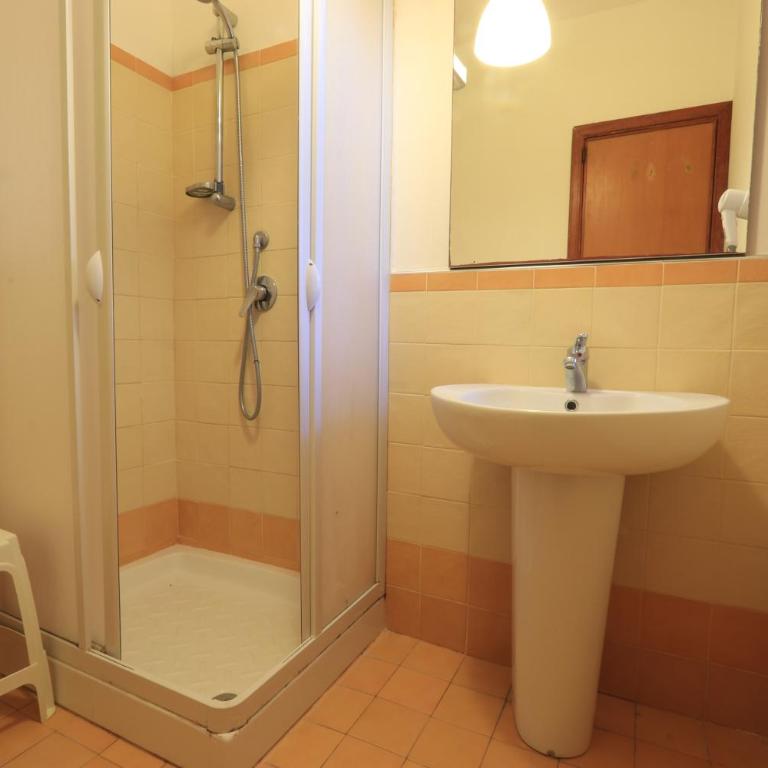 Testa di Monaco - Basic Beach Accommodations - Suite Standard - 3