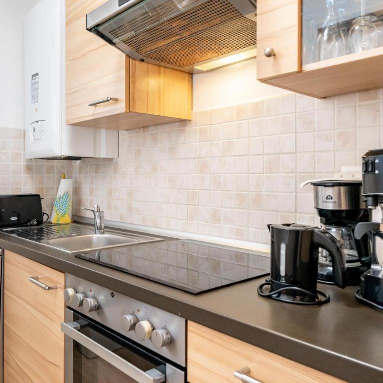 Hello Côte d'Azur - Spacious apartment at a 5 min walk from the beach - Appartement 2 Chambres - 23