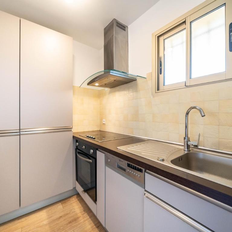 Hello Côte D'Azur - Spacieux 2pièces à5min de plages - Apartment mit 1 Schlafzimmer - 11