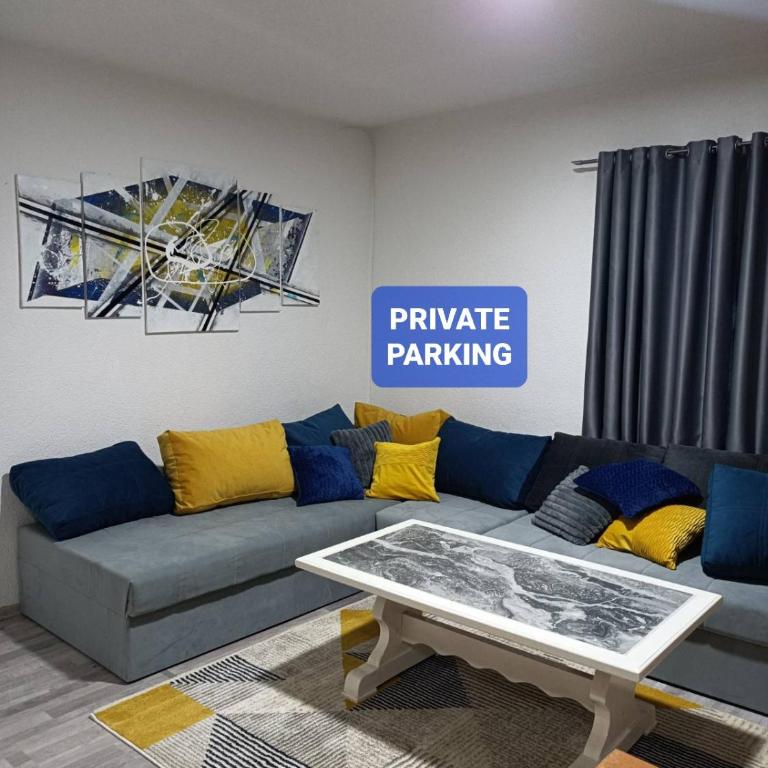 Kavkaz Apartment - One-Bedroom Apartment - 5