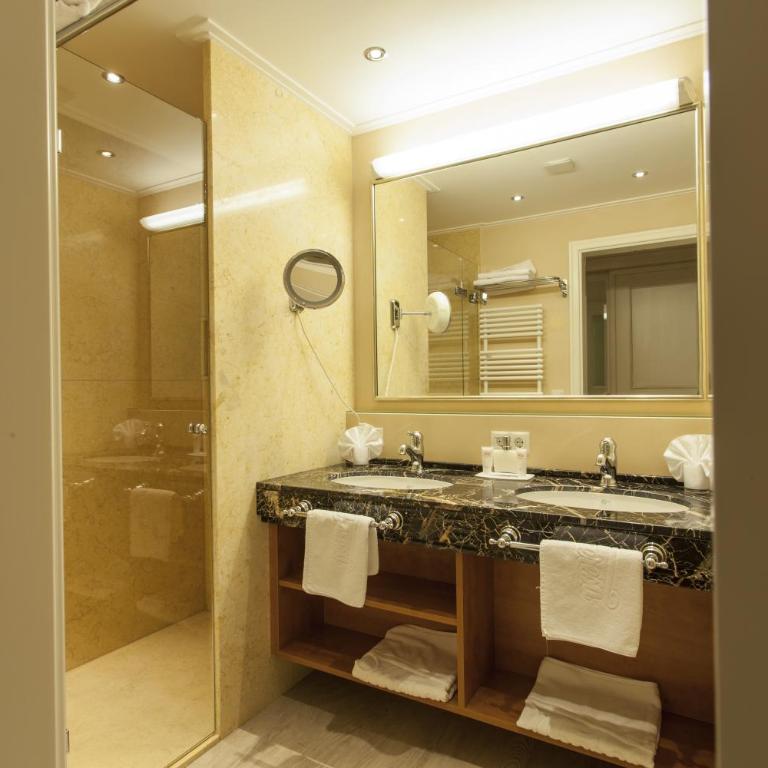 Theresa Wellness-Genießer-Hotel - Superior Doppelzimmer mit Balkon - 2