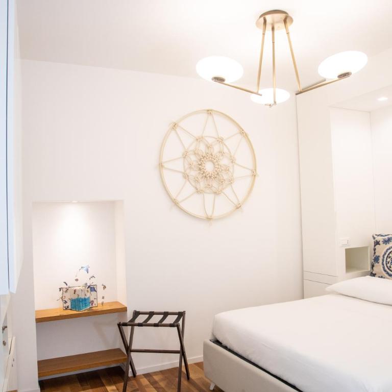 ENJOY BOUTIQUE ROOMS - Junior Suite con Balcone - 2