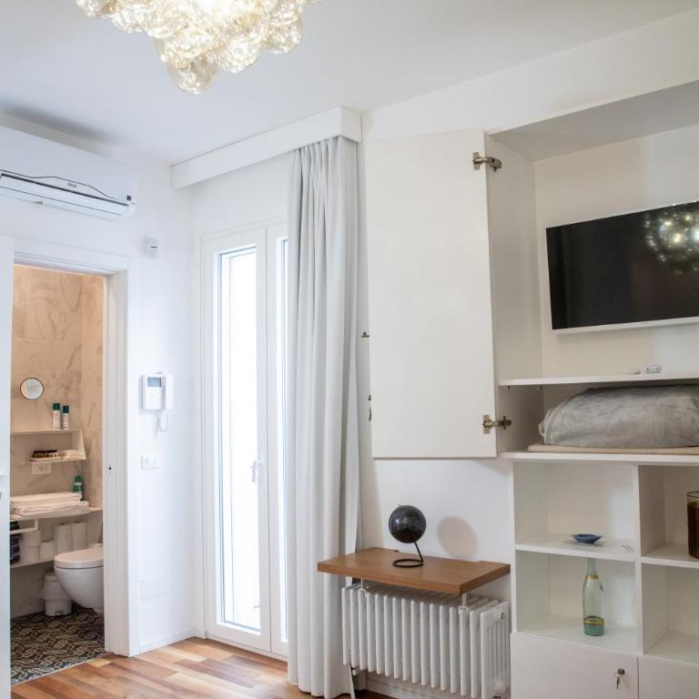 ENJOY BOUTIQUE ROOMS - Junior Suite con Terrazza - 14
