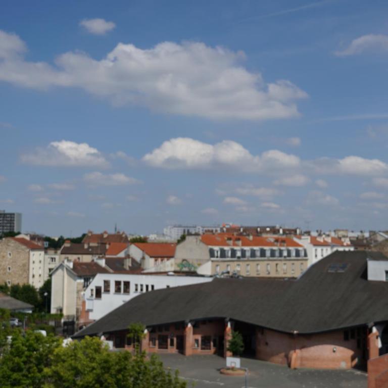 chambre privée POUR FEMME UNIQUEMENT dans appartement à partager - 15 minutes Paris-10 minutes stade de France - Double Room - 9