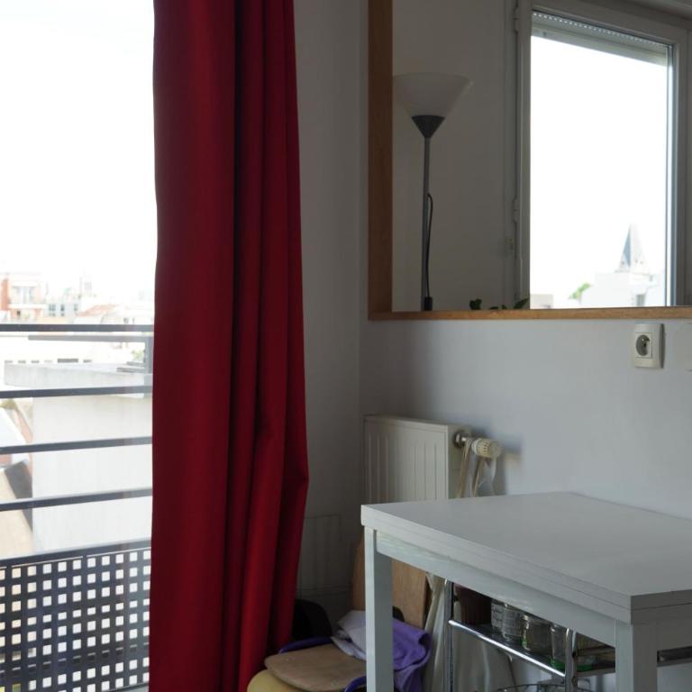 chambre privée POUR FEMME UNIQUEMENT dans appartement à partager - 15 minutes Paris-10 minutes stade de France - Double Room - 7