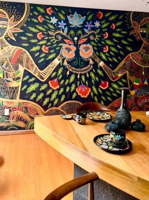 Luxurious Mid Century Modern folk art home - Casa de 4 dormitorios - 57