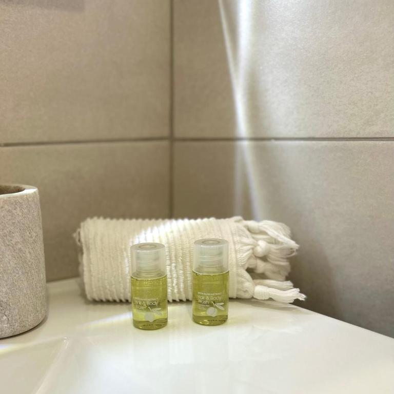 Luxueux Studio Neuf - Frontière Monaco - Piscine - Parking privé - Studio - 42
